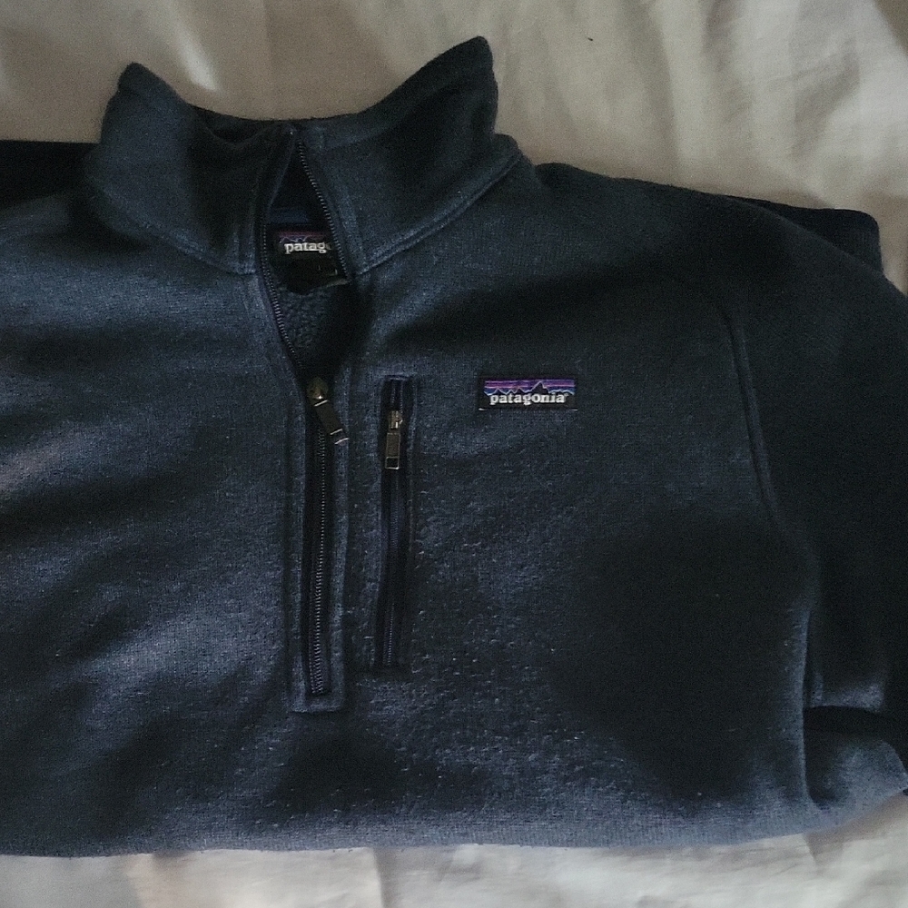 Patagonia Men's Dark Blue Zip-Up Sweater